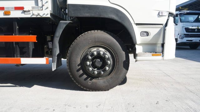 Dongfeng Captain 10W 32FT Cab Chassis 260HP | DF#0014